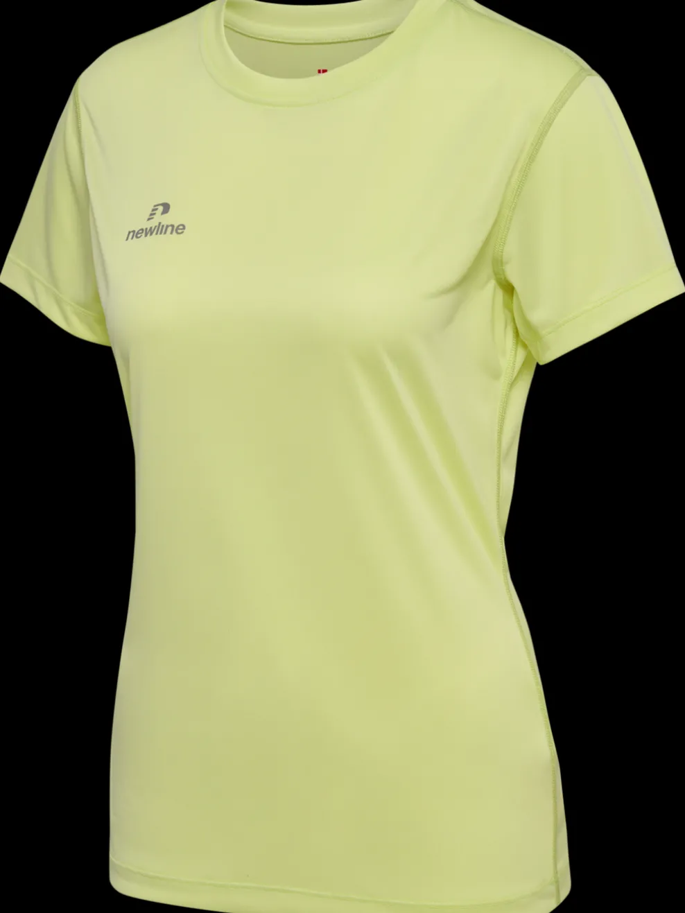 nwlBEAT T-SHIRT W