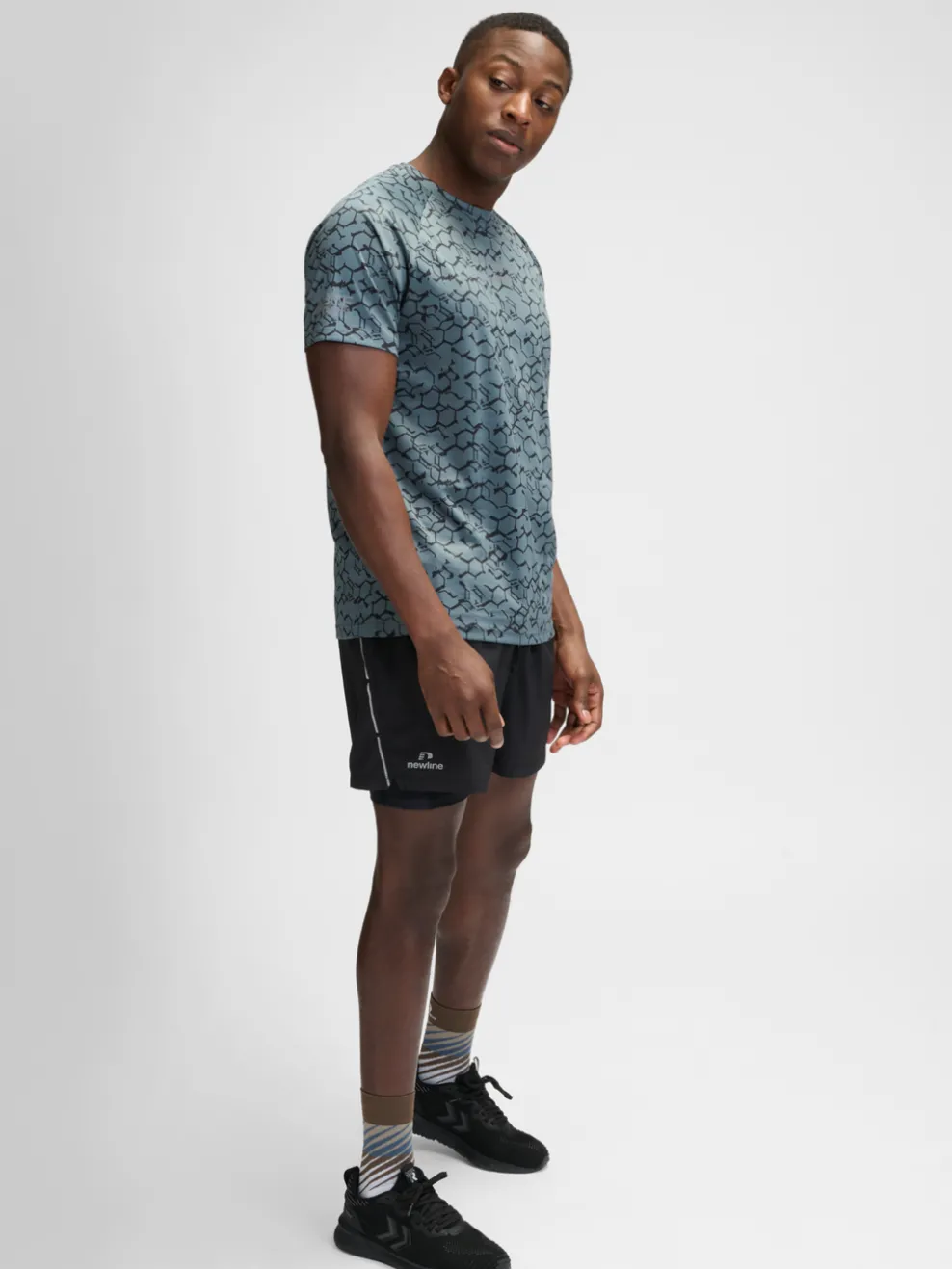 nwlDOPA GRAPHIC T-SHIRT