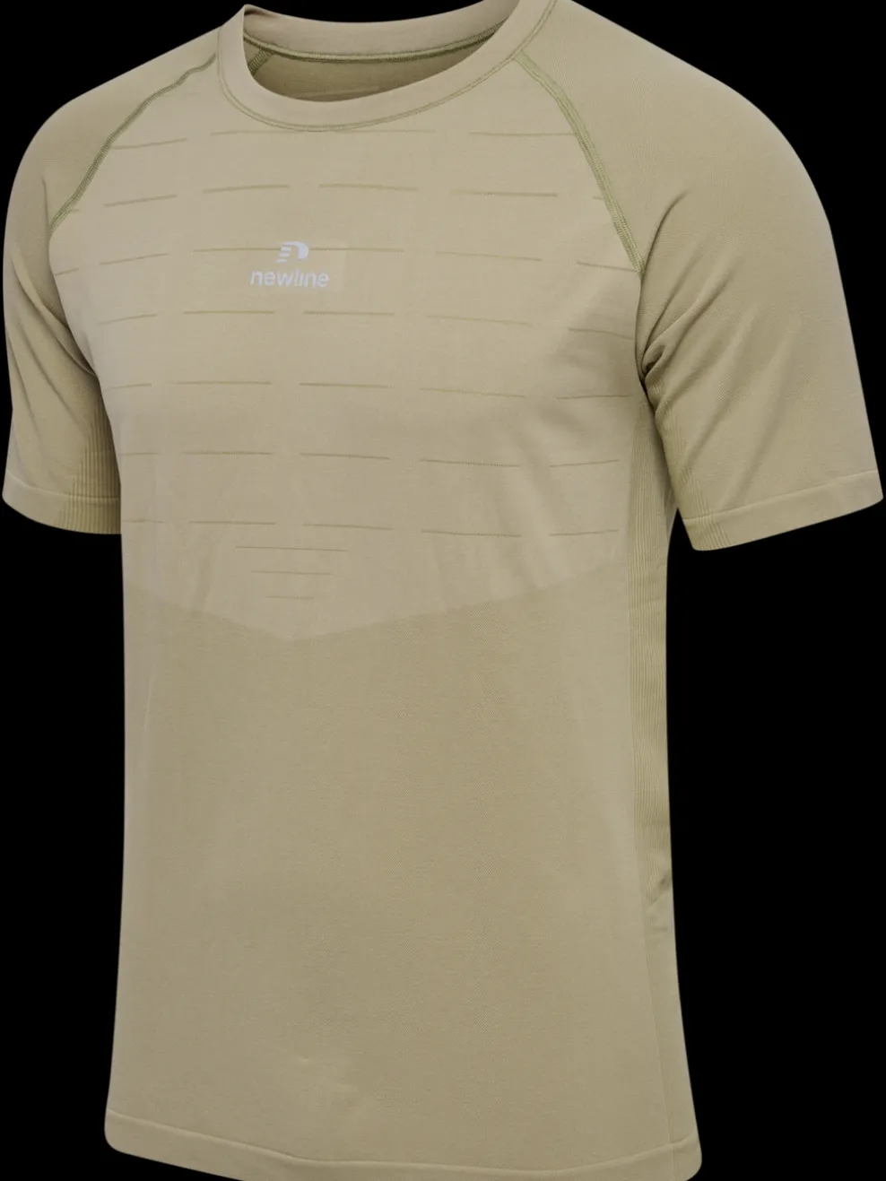 nwlPACE SEAMLESS TEE