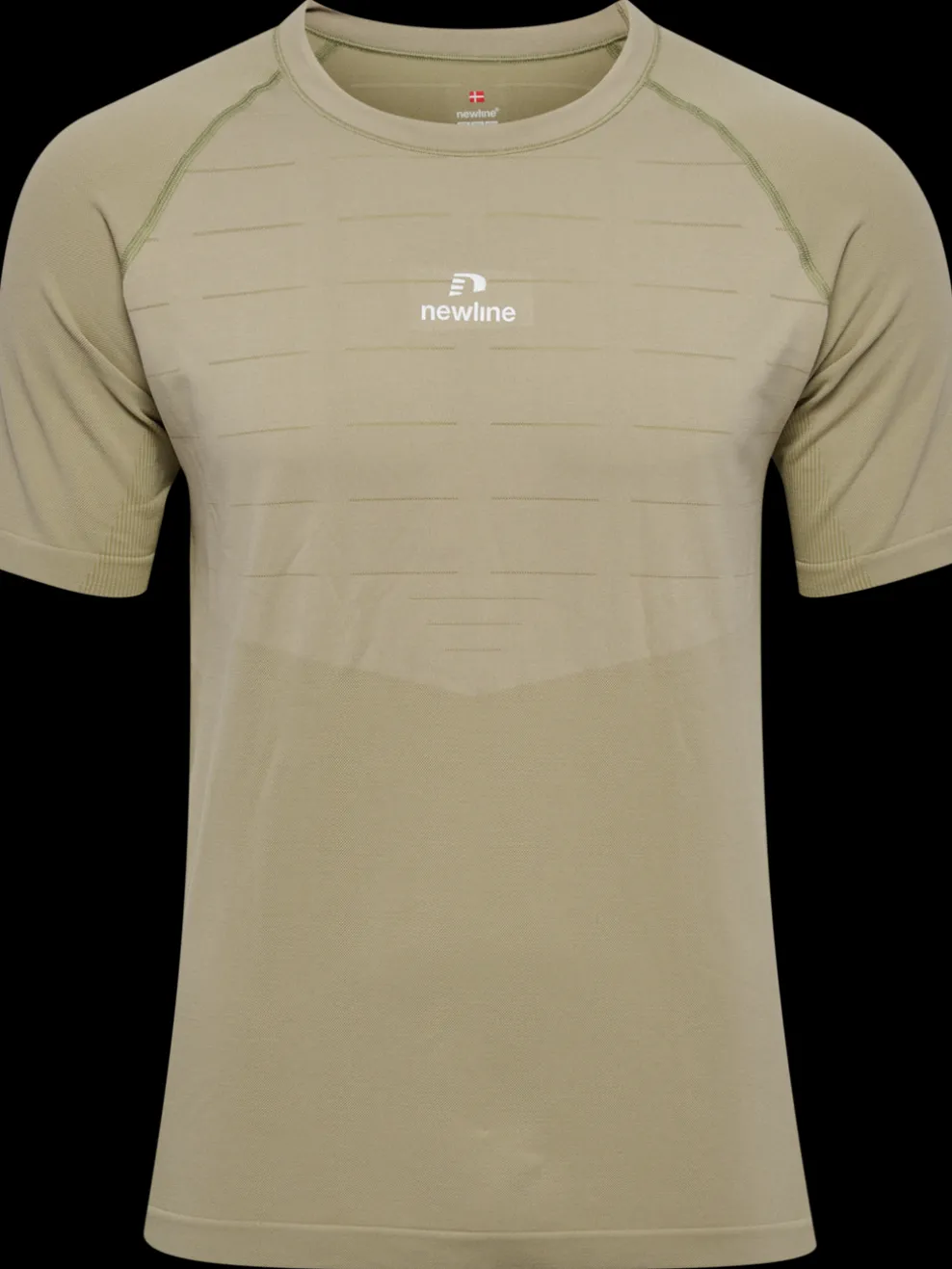 nwlPACE SEAMLESS TEE