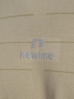 nwlPACE SEAMLESS TEE