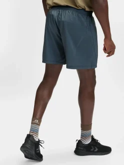nwlPERFORM KEY POCKET SHORTS