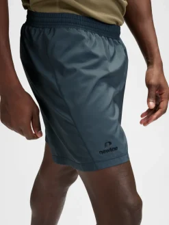 nwlPERFORM KEY POCKET SHORTS
