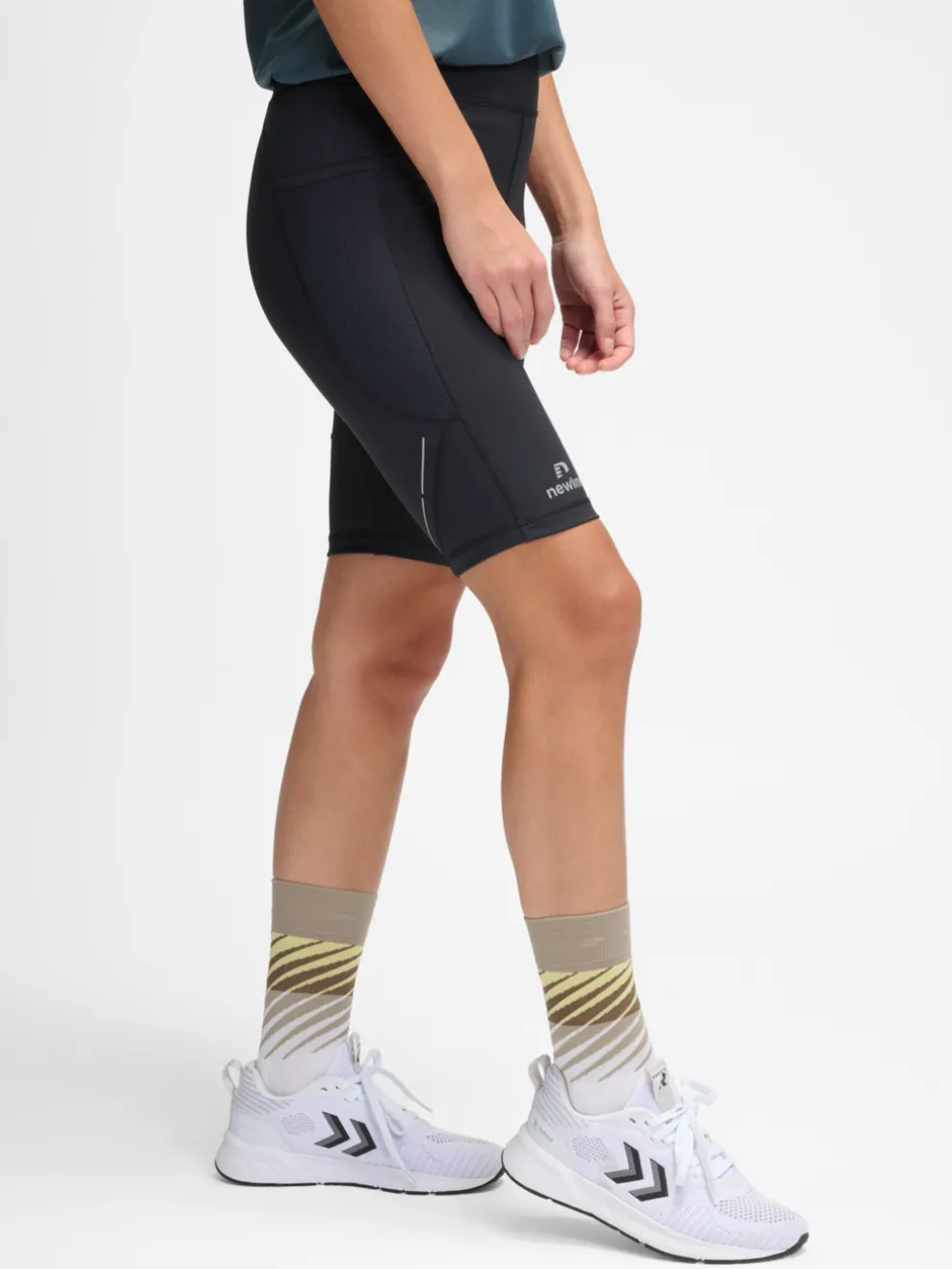 nwlRACE HW POCKET TIGHT SHORTS W
