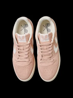ST. POWER PLAY SUEDE