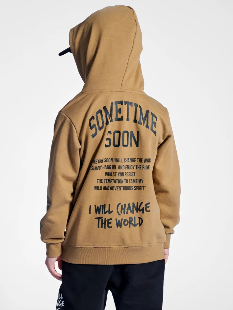 stmDIMAS HOODIE