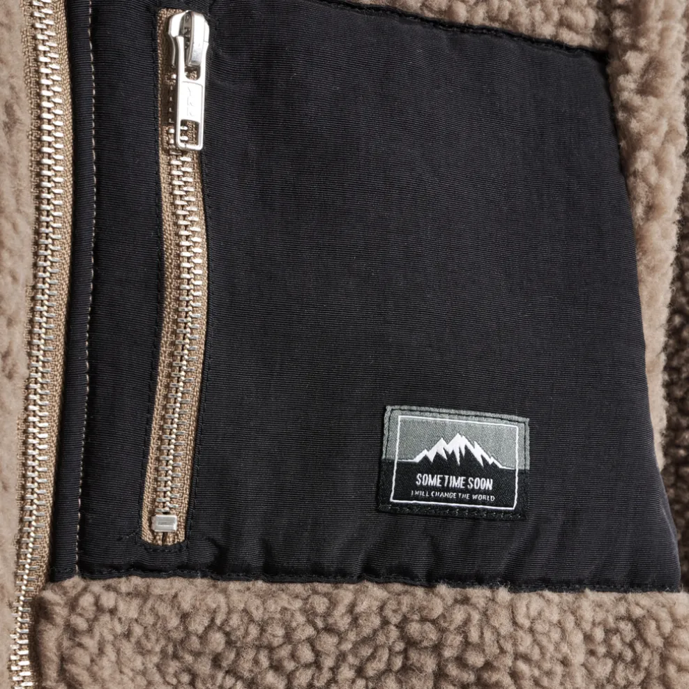 stmVENTURE FLEECE JACKET