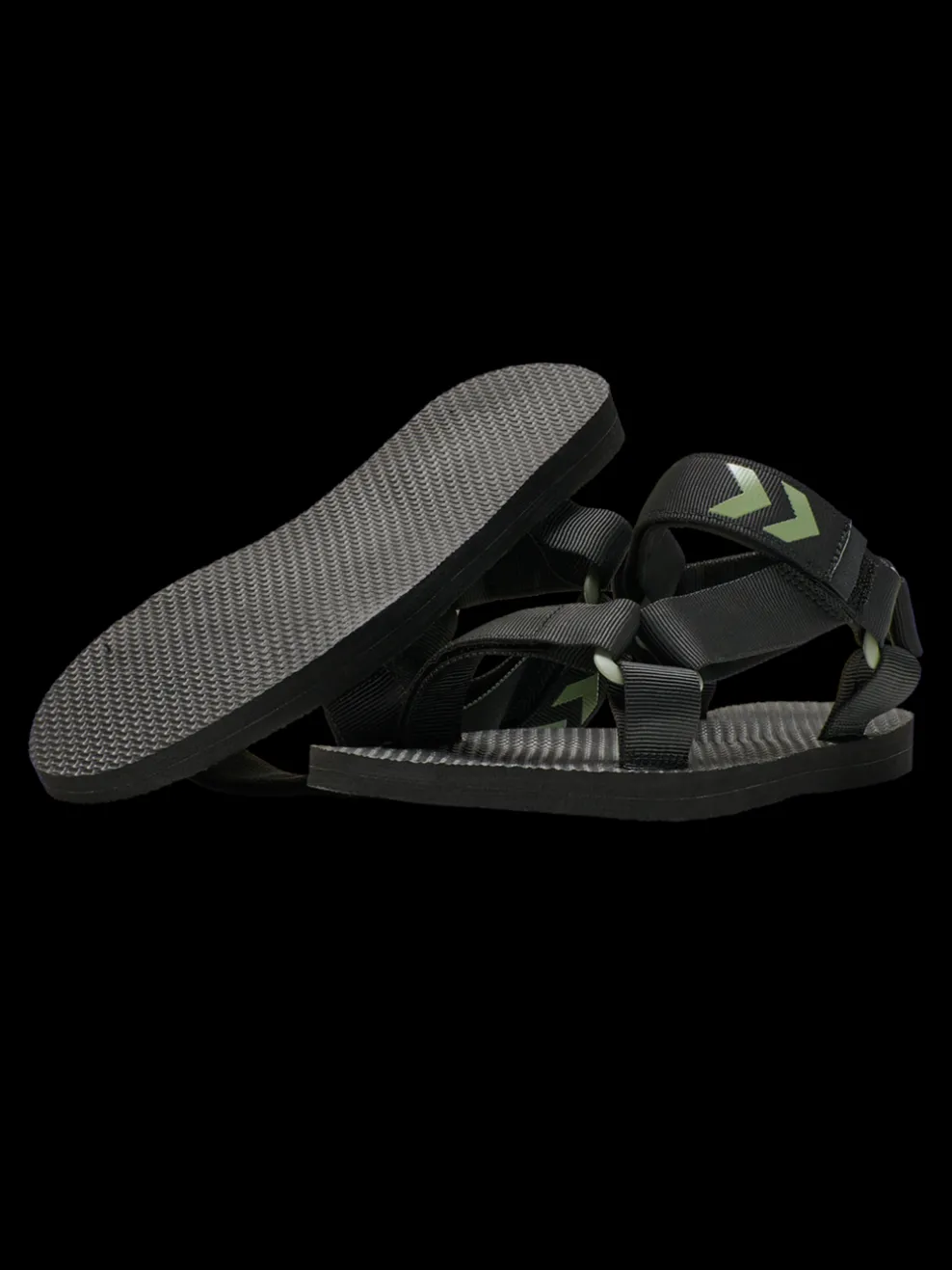 STRAP SANDAL