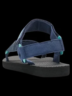 STRAP SANDAL