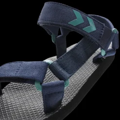 STRAP SANDAL