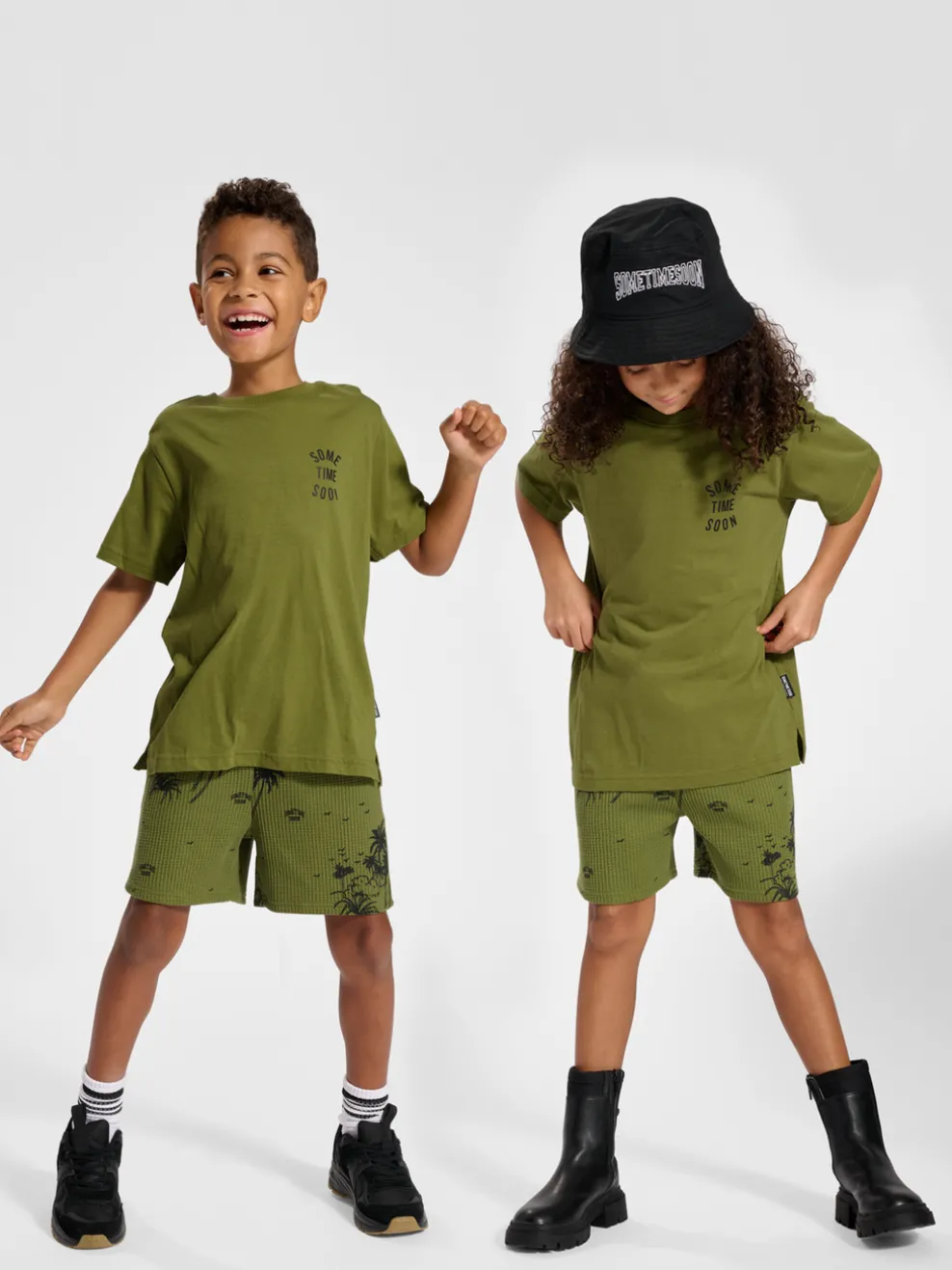 stsBAHAMAS SHORTS