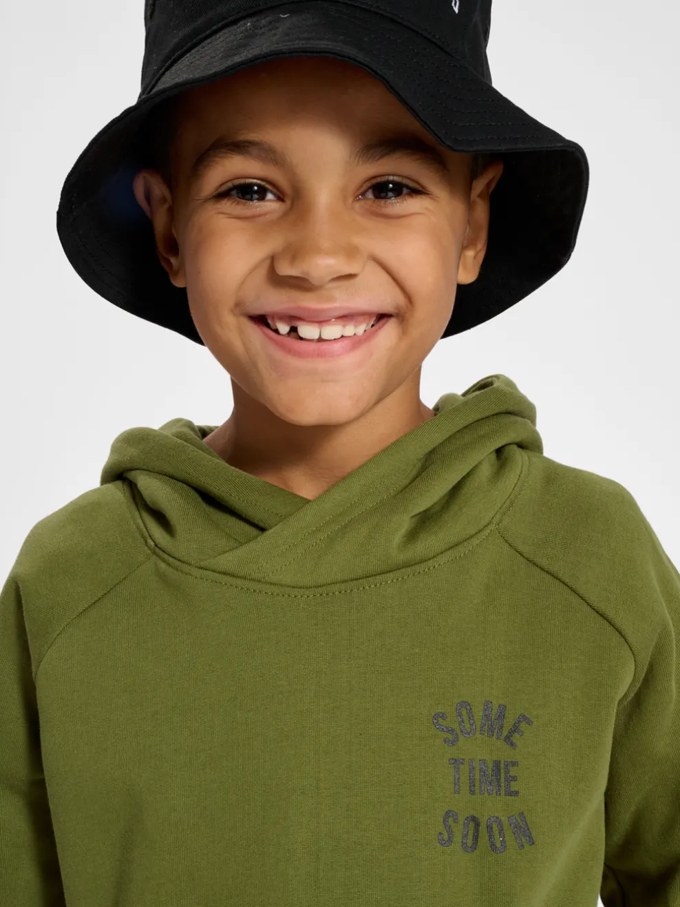 stsMONTEREY HOODIE