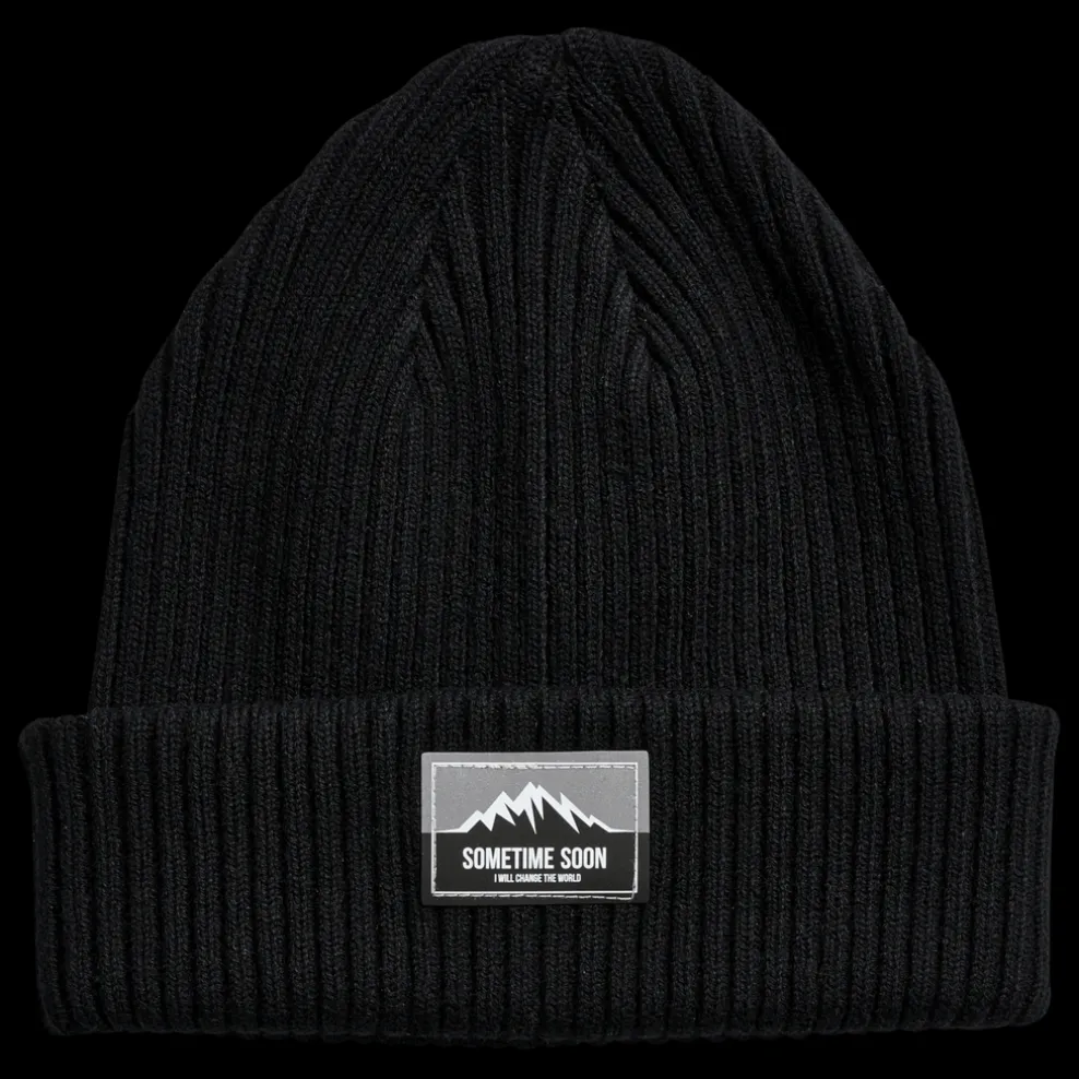 stsNORTH BEANIE