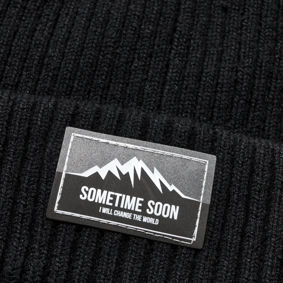stsNORTH BEANIE