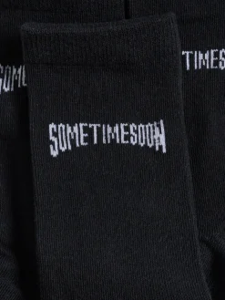 stsVARSITY SOCKS 3-PACK