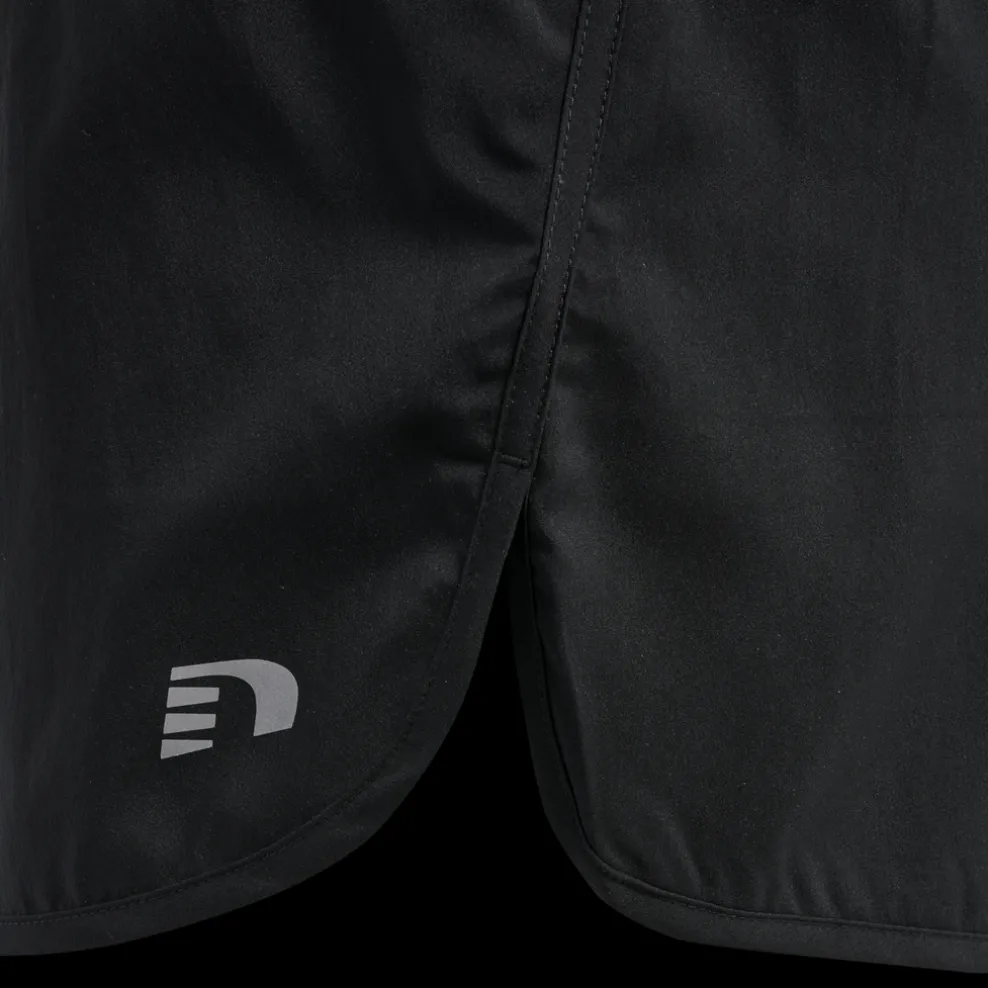 WOMEN CORE SPLIT SHORTS