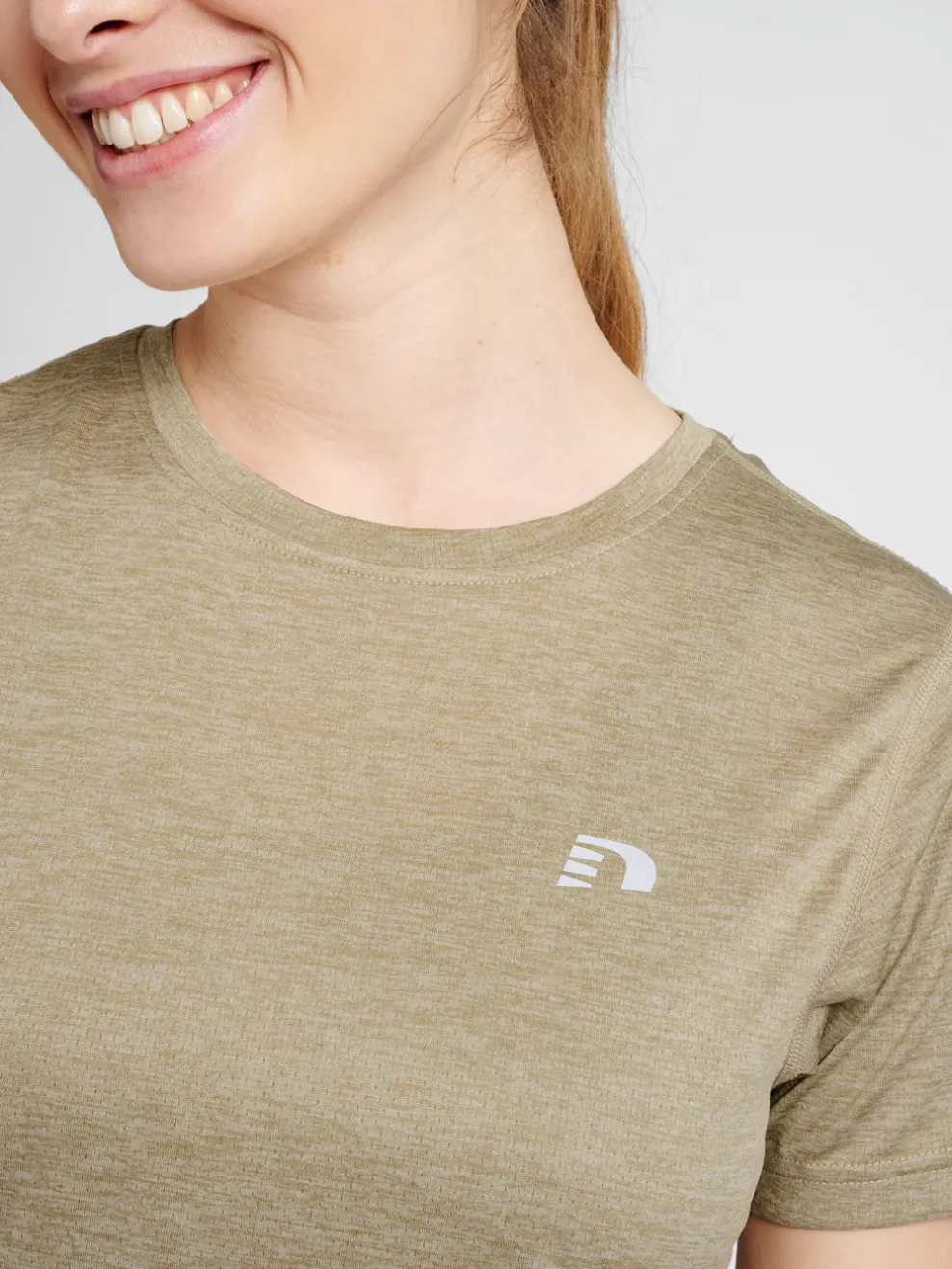 WOMEN STATEMENT T-SHIRT S/S